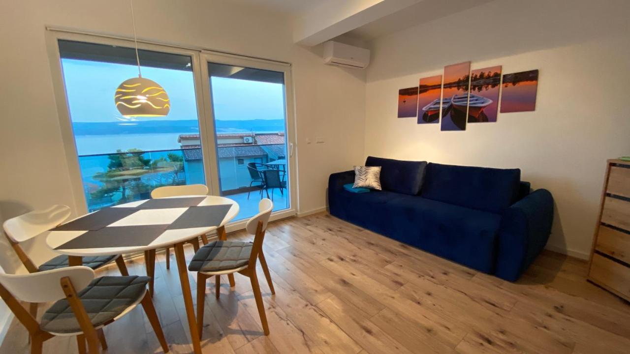 Apartments Elena 로크바 로고즈니차 외부 사진