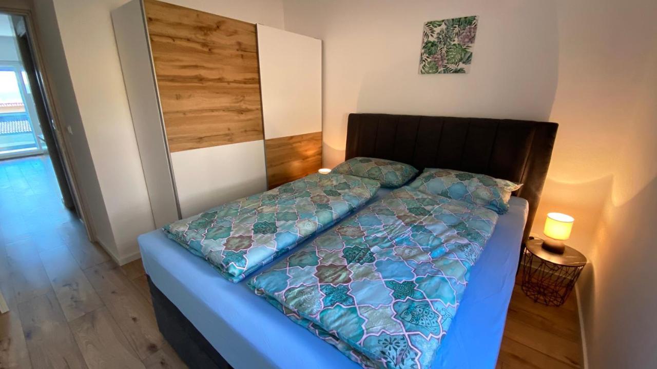 Apartments Elena 로크바 로고즈니차 외부 사진