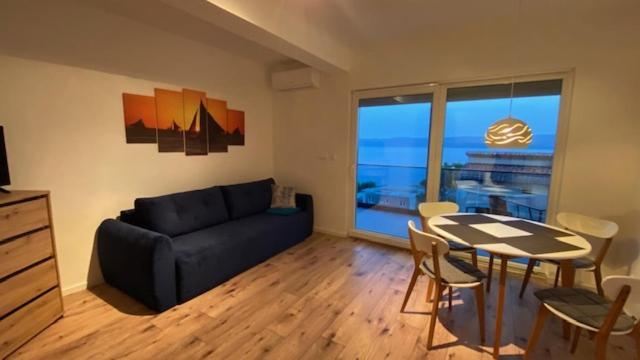 Apartments Elena 로크바 로고즈니차 외부 사진
